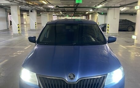 Skoda Rapid I, 2014 год, 900 000 рублей, 2 фотография