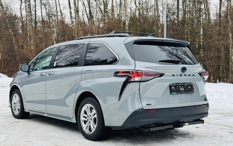 Toyota Sienna, 2023 год, 9 490 000 рублей, 3 фотография