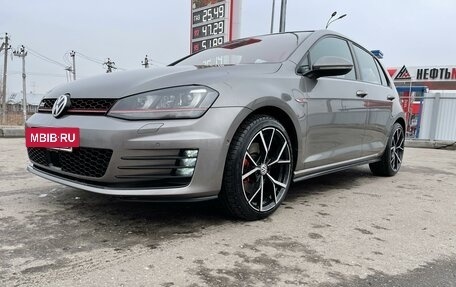 Volkswagen Golf GTI VII, 2013 год, 2 300 000 рублей, 10 фотография