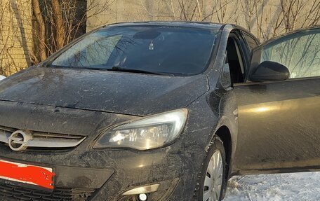 Opel Astra J, 2013 год, 880 000 рублей, 4 фотография