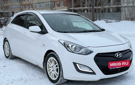 Hyundai i30 II рестайлинг, 2013 год, 890 000 рублей, 2 фотография