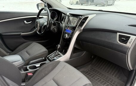 Hyundai i30 II рестайлинг, 2013 год, 890 000 рублей, 13 фотография