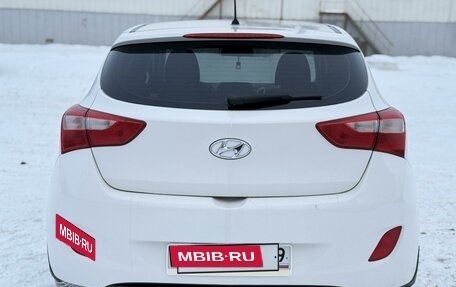 Hyundai i30 II рестайлинг, 2013 год, 890 000 рублей, 5 фотография