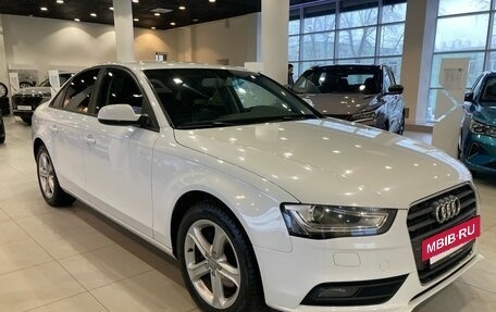 Audi A4, 2015 год, 1 715 000 рублей, 3 фотография