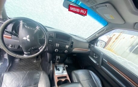 Mitsubishi Pajero IV, 2008 год, 1 200 000 рублей, 10 фотография