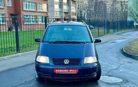 Volkswagen Sharan I рестайлинг, 2002 год, 399 000 рублей, 3 фотография