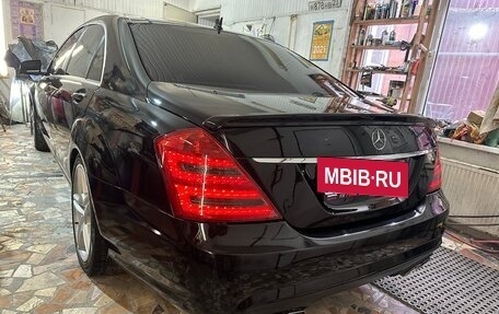 Mercedes-Benz S-Класс, 2006 год, 1 600 000 рублей, 4 фотография