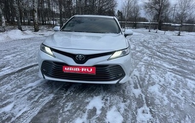 Toyota Camry, 2019 год, 3 250 000 рублей, 1 фотография