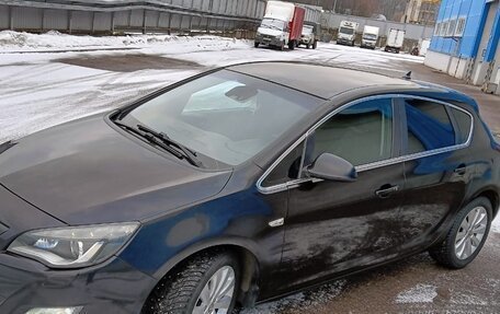 Opel Astra J, 2010 год, 720 000 рублей, 1 фотография