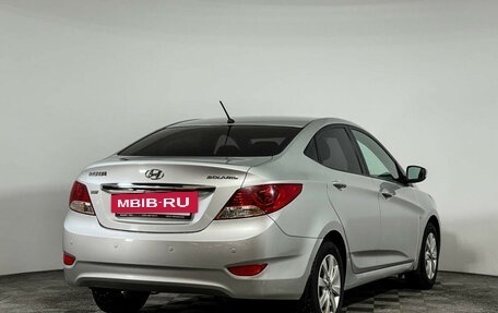 Hyundai Solaris II рестайлинг, 2013 год, 930 000 рублей, 5 фотография