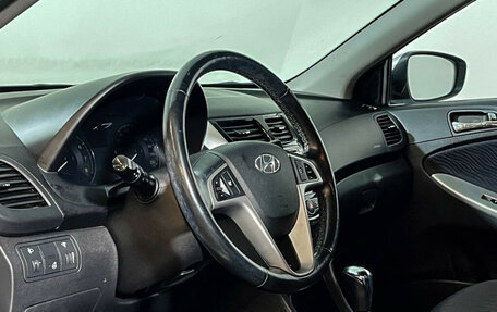 Hyundai Solaris II рестайлинг, 2013 год, 930 000 рублей, 13 фотография