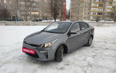 KIA Rio IV, 2019 год, 1 300 000 рублей, 8 фотография