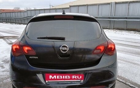 Opel Astra J, 2010 год, 720 000 рублей, 3 фотография