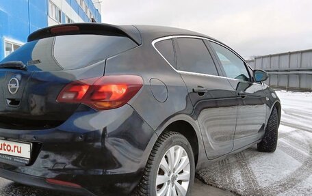 Opel Astra J, 2010 год, 720 000 рублей, 13 фотография