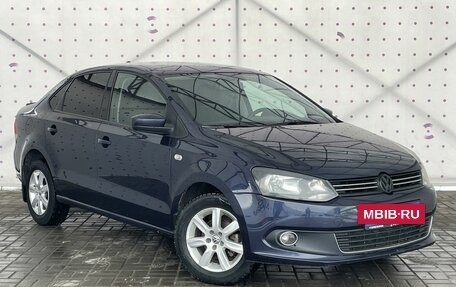 Volkswagen Polo VI (EU Market), 2012 год, 915 000 рублей, 2 фотография