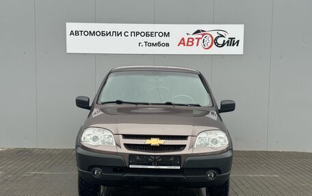 Chevrolet Niva I рестайлинг, 2018 год, 910 000 рублей, 2 фотография