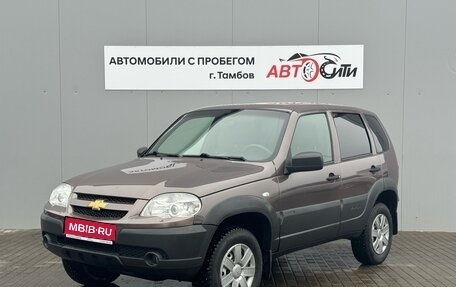 Chevrolet Niva I рестайлинг, 2018 год, 910 000 рублей, 1 фотография