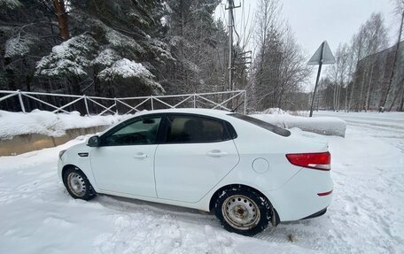 KIA Rio III рестайлинг, 2016 год, 1 120 000 рублей, 5 фотография