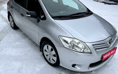 Toyota Auris II, 2011 год, 1 000 000 рублей, 1 фотография