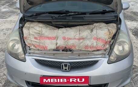 Honda Fit III, 2005 год, 550 000 рублей, 6 фотография