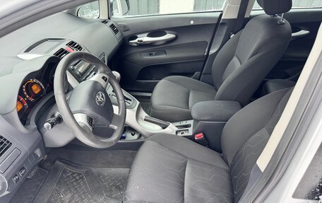 Toyota Auris II, 2011 год, 1 000 000 рублей, 11 фотография