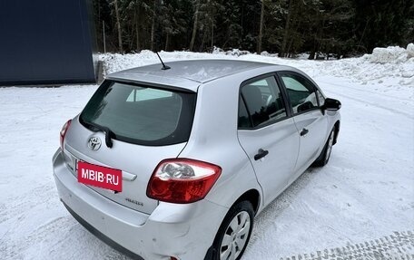 Toyota Auris II, 2011 год, 1 000 000 рублей, 4 фотография