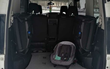 Nissan Serena IV, 2017 год, 2 270 000 рублей, 8 фотография