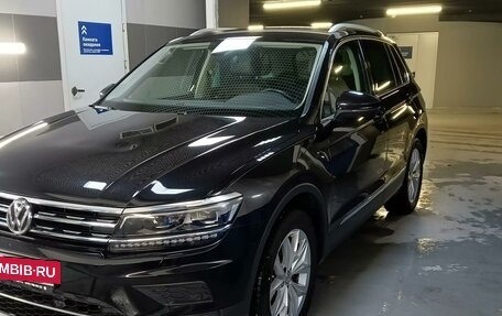 Volkswagen Tiguan II, 2019 год, 3 790 000 рублей, 5 фотография