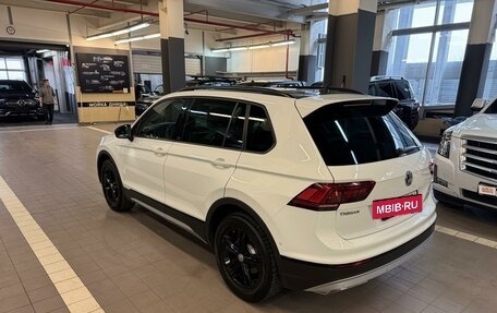 Volkswagen Tiguan II, 2019 год, 2 623 000 рублей, 3 фотография