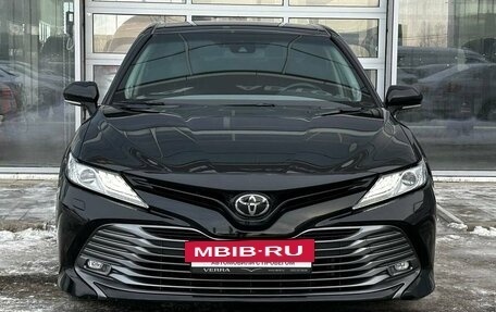 Toyota Camry, 2018 год, 2 660 000 рублей, 2 фотография