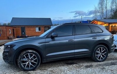 Volkswagen Touareg III, 2019 год, 5 300 000 рублей, 1 фотография