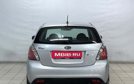 KIA Rio II, 2010 год, 749 000 рублей, 6 фотография