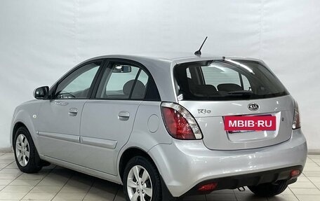 KIA Rio II, 2010 год, 749 000 рублей, 5 фотография