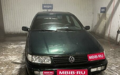 Volkswagen Passat B4, 1994 год, 185 000 рублей, 2 фотография