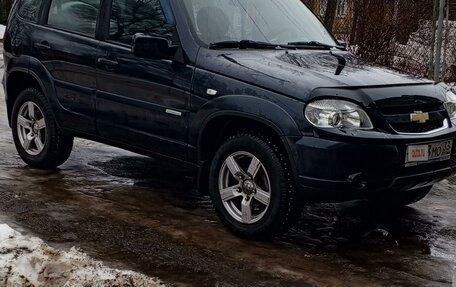 Chevrolet Niva I рестайлинг, 2011 год, 500 000 рублей, 2 фотография