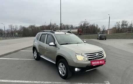 Renault Duster I рестайлинг, 2012 год, 995 000 рублей, 2 фотография