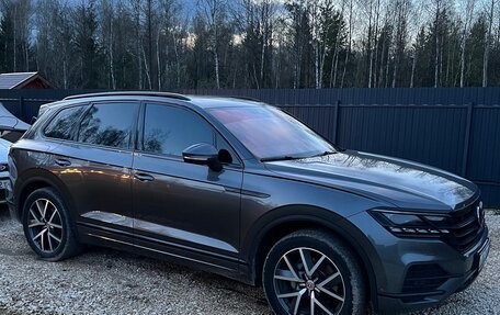 Volkswagen Touareg III, 2019 год, 5 300 000 рублей, 3 фотография