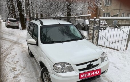 Chevrolet Niva I рестайлинг, 2012 год, 690 000 рублей, 5 фотография