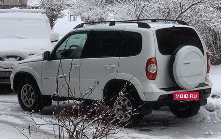 Chevrolet Niva I рестайлинг, 2012 год, 690 000 рублей, 9 фотография