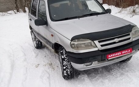 Chevrolet Niva I рестайлинг, 2004 год, 150 000 рублей, 2 фотография