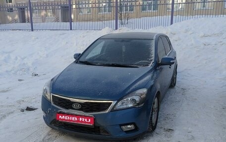 KIA cee'd I рестайлинг, 2010 год, 850 000 рублей, 9 фотография