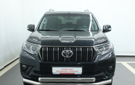 Toyota Land Cruiser Prado 150 рестайлинг 2, 2020 год, 6 950 000 рублей, 8 фотография