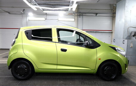 Chevrolet Spark III, 2011 год, 590 000 рублей, 2 фотография