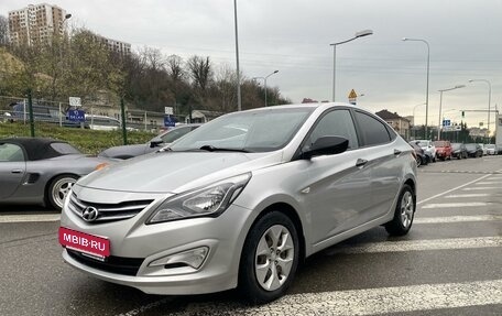 Hyundai Solaris II рестайлинг, 2014 год, 990 000 рублей, 2 фотография