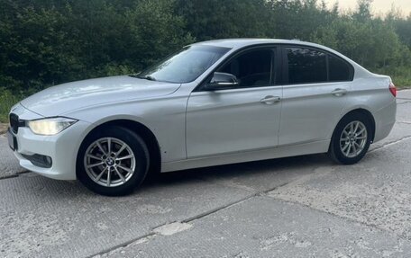 BMW 3 серия, 2014 год, 1 350 000 рублей, 3 фотография