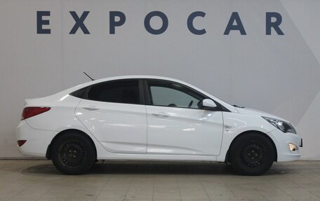 Hyundai Solaris II рестайлинг, 2014 год, 1 000 000 рублей, 7 фотография