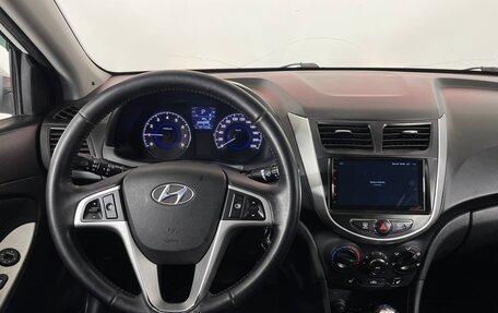 Hyundai Solaris II рестайлинг, 2011 год, 835 000 рублей, 14 фотография