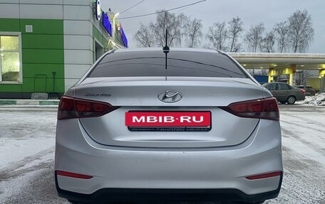 Hyundai Solaris II рестайлинг, 2017 год, 1 400 000 рублей, 6 фотография