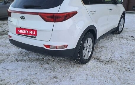 KIA Sportage IV рестайлинг, 2017 год, 2 050 000 рублей, 2 фотография