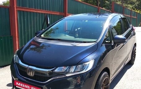 Honda Fit III, 2018 год, 1 350 000 рублей, 9 фотография